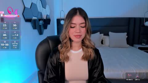 Violett  online show from October 15, 7:14 pm