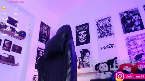 Snapshot of violettlane chatting on January 14, 11:48 pm Violeta online show from January 14, 11:48 pm