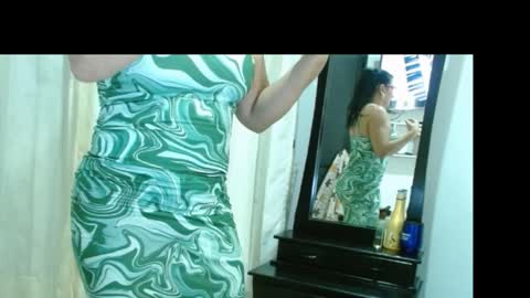Snapshot of viollet_28 chatting on December 31, 12:21 am violeta online show from December 31, 12:21 am
