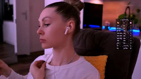 virtual_muse_bc online show from April 13, 8:20 am