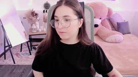 your love online show from March 9, 7:01 am