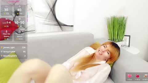 Snapshot of vita_flowen chatting on June 5, 6:52 am Vita online show from June 5, 6:52 am