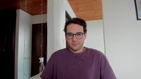 Vito Ferrer online show from February 17, 7:31 pm