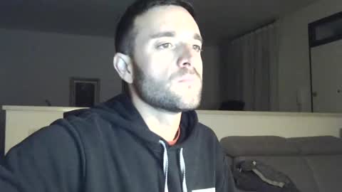 Snapshot of vittorio20cm chatting on December 6, 9:35 pm vittorio20cm online show from December 6, 9:35 pm