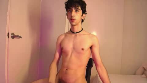 Snapshot of vittorio_cerati chatting on February 4, 12:38 am new acount online show from February 4, 12:38 am