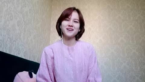 Snapshot of vivatrude chatting on February 6, 11:46 am Sonya online show from February 6, 11:46 am