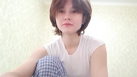 Snapshot of vivatrude chatting on February 13, 10:44 am Sonya online show from February 13, 10:44 am