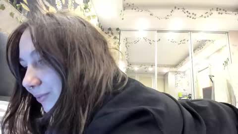 Snapshot of viverlove chatting on November 9, 7:34 pm Viv online show from November 9, 7:34 pm