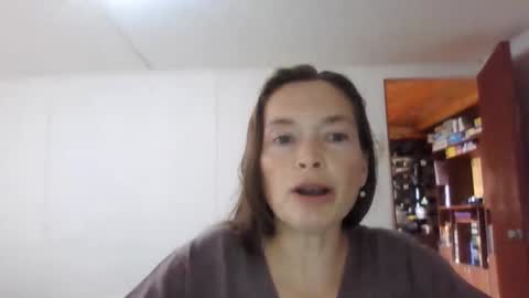 vivian online show from January 12, 1:27 pm