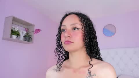 Vivi online show from February 1, 3:38 am