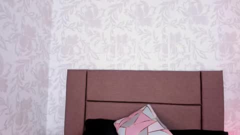 Snapshot of vivi_gh1 chatting on May 30, 3:47 am Vivi online show from May 30, 3:47 am