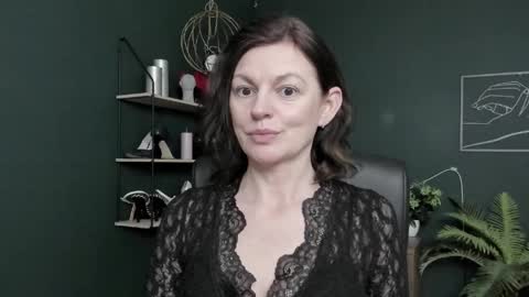 Snapshot of vivian_dream chatting on March 17, 7:01 am Vivian online show from March 17, 7:01 am