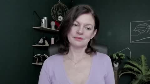 Snapshot of vivian_dream chatting on March 24, 7:35 am Vivian online show from March 24, 7:35 am