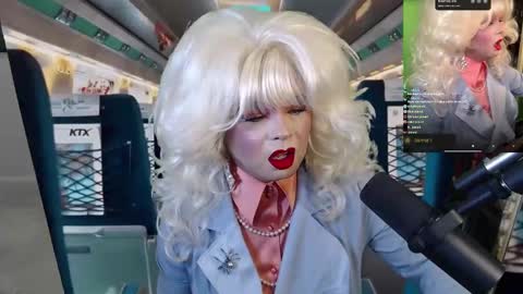 VivianFrosty online show from September 9, 3:39 am