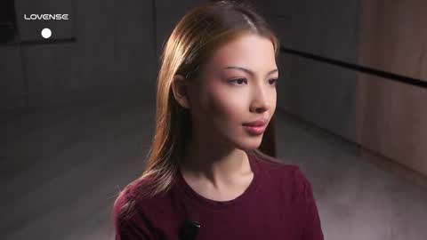 Naomi online show from May 6, 1:38 pm