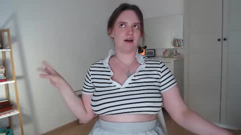 Snapshot of vivianmarble chatting on July 26, 11:50 am Lela online show from July 26, 11:50 am
