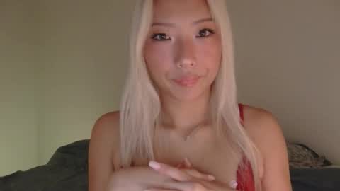 Snapshot of vivianwinters chatting on November 4, 11:59 pm vivianwinters online show from November 4, 11:59 pm