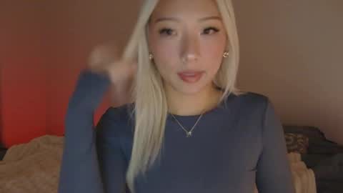 Snapshot of vivianwinters chatting on November 7, 12:10 am vivianwinters online show from November 7, 12:10 am