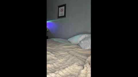 Vivien online show from March 1, 4:20 pm