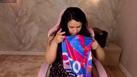 vivien_ross online show from June 29, 1:45 am