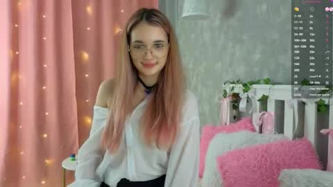 Snapshot of vivyboo111 chatting on March 24, 9:31 pm vivyboo111 online show from March 24, 9:31 pm