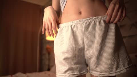 vixcx_ online show from October 26, 10:58 pm