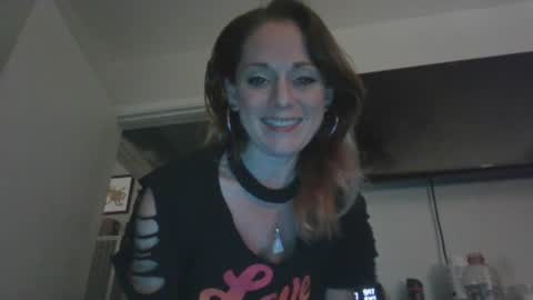 Snapshot of vixen1222 chatting on June 28, 6:08 am vixen1222 online show from June 28, 6:08 am