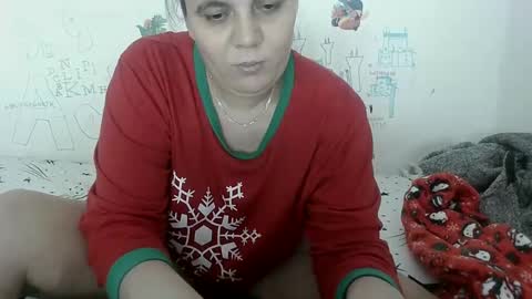 Snapshot of vixenbya chatting on February 2, 1:30 pm vixenbya online show from February 2, 1:30 pm