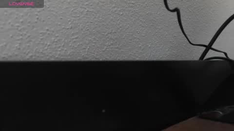 Snapshot of vixenjae chatting on December 21, 12:45 pm vixenjae online show from December 21, 12:45 pm