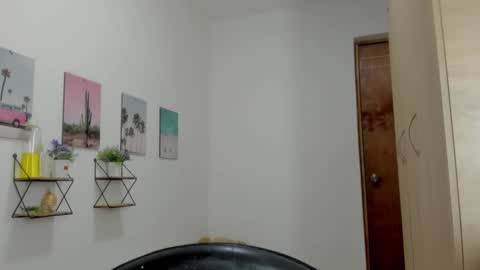 vixenlust17 online show from February 24, 1:36 am