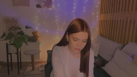 Snapshot of vixensinss chatting on February 3, 7:30 pm Sofia online show from February 3, 7:30 pm