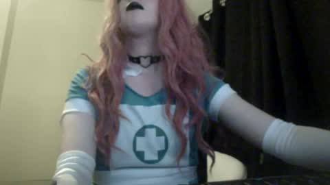 Snapshot of vixxenangel chatting on February 10, 11:34 pm VixxenAngel online show from February 10, 11:34 pm