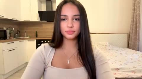Miss Mia online show from June 28, 6:14 pm