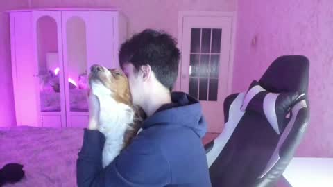 Snapshot of vlad1605 chatting on February 12, 1:52 am Martin online show from February 12, 1:52 am