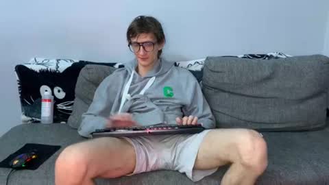 Vlad Dinovich online show from July 12, 7:49 pm