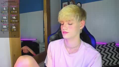 Snapshot of vladhellsing4 chatting on November 22, 3:22 pm Vlad online show from November 22, 3:22 pm