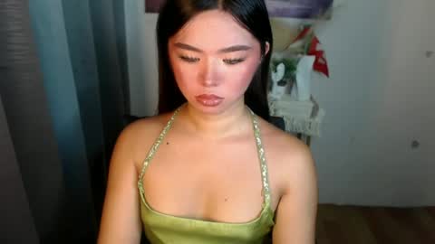 voganmarie online show from June 24, 3:27 am