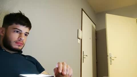 Snapshot of volquane chatting on October 4, 5:33 pm volquane online show from October 4, 5:33 pm