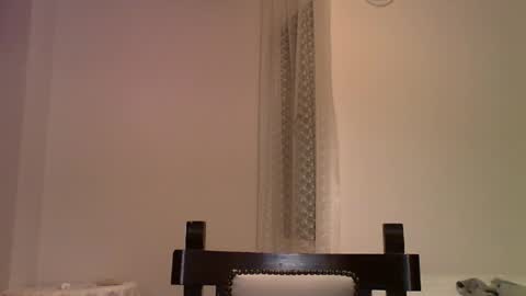 volve5 online show from February 8, 7:50 pm