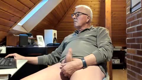 Snapshot of vonrex1 chatting on January 17, 3:53 pm heinz online show from January 17, 3:53 pm