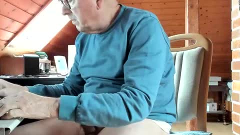 Snapshot of vonrex1 chatting on January 22, 10:50 am heinz online show from January 22, 10:50 am