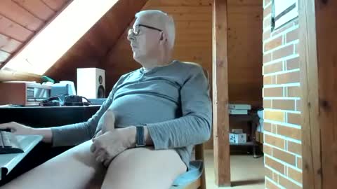 Snapshot of vonrex1 chatting on February 25, 10:47 am heinz online show from February 25, 10:47 am