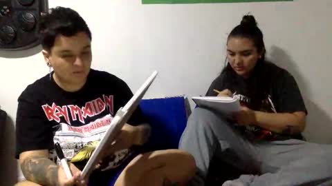 Danny and Ale online show from May 30, 5:54 pm