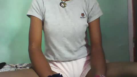 vounialdy online show from February 8, 12:28 pm