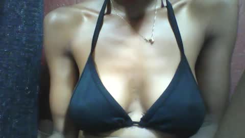 vounialdy online show from April 15, 6:53 am