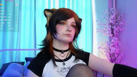 vronnier online show from May 22, 4:23 pm