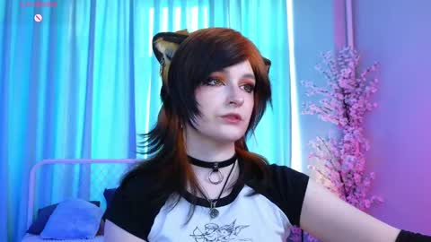 vronnier online show from May 23, 4:22 pm