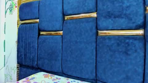 skay online show from November 22, 8:19 pm