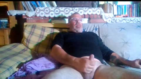 Snapshot of vuda77 chatting on January 17, 5:19 pm oscar online show from January 17, 5:19 pm