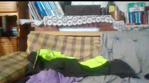 Snapshot of vuda77 chatting on January 24, 6:25 pm oscar online show from January 24, 6:25 pm